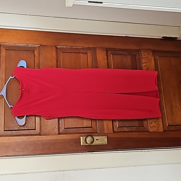 NWOT Calvin Klein Womans Size 2 stunning Red dress with embellishments. - Picture 3 of 8